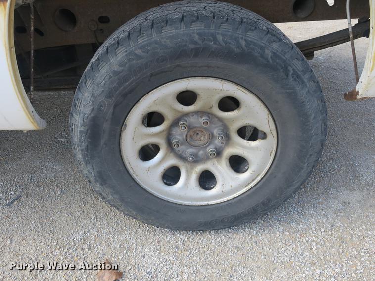image for item DB8856 2005 Chevrolet Silverado 1500 Ext. Cab pickup truck