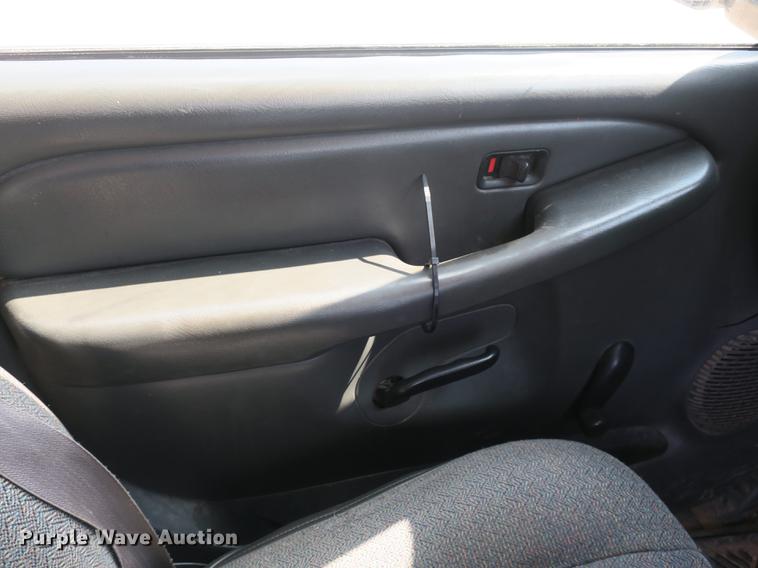 image for item DB8856 2005 Chevrolet Silverado 1500 Ext. Cab pickup truck