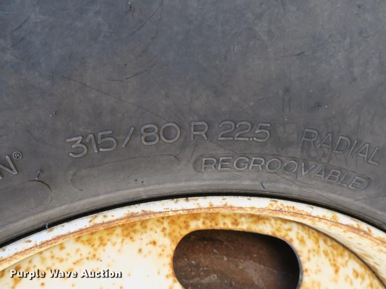 image for item DB8857 2007 Sterling TeeJet dump truck