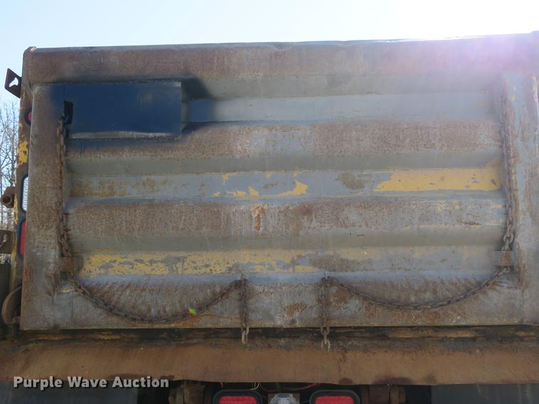 image for item DB8857 2007 Sterling TeeJet dump truck