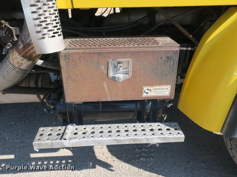 image for item DB8857 2007 Sterling TeeJet dump truck