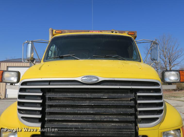 image for item DB8857 2007 Sterling TeeJet dump truck