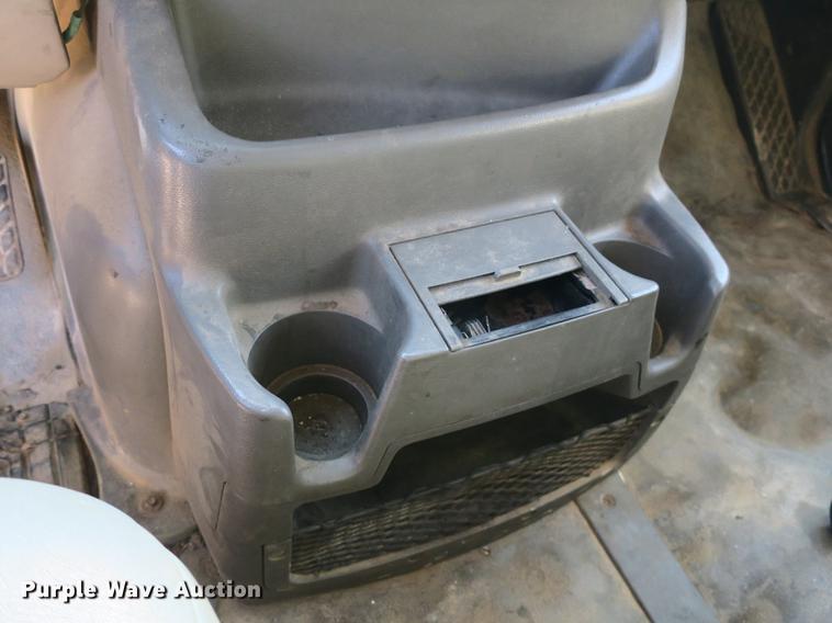 image for item DB8857 2007 Sterling TeeJet dump truck