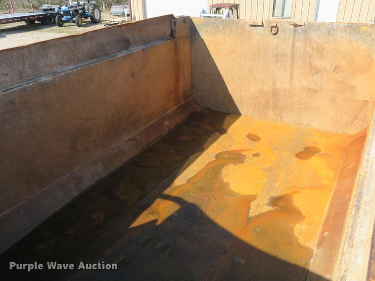 image for item DB8857 2007 Sterling TeeJet dump truck