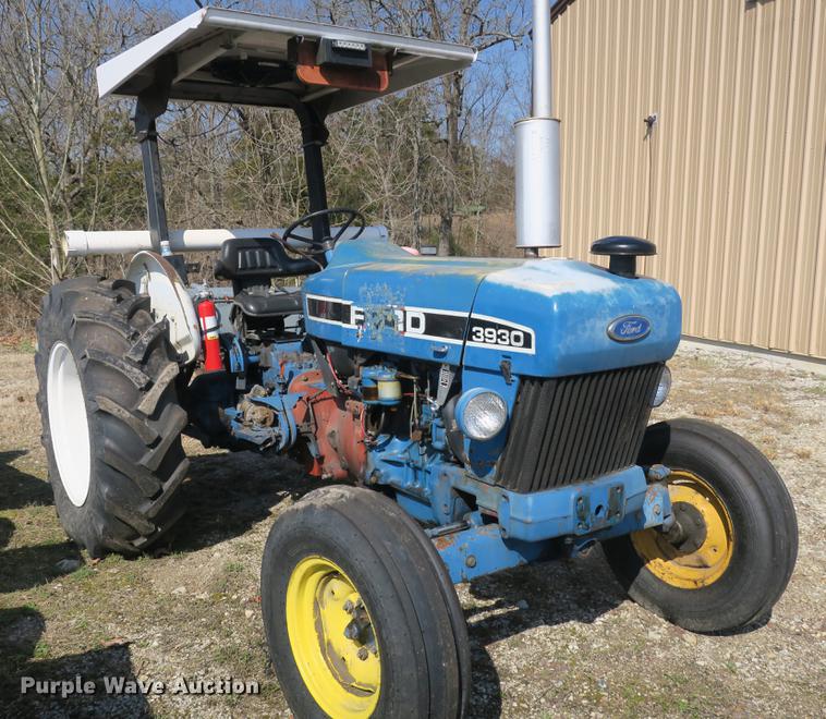 image for item DB8860 Ford 3930 tractor