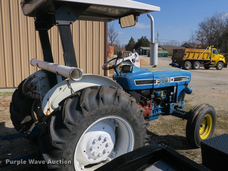 image for item DB8860 Ford 3930 tractor