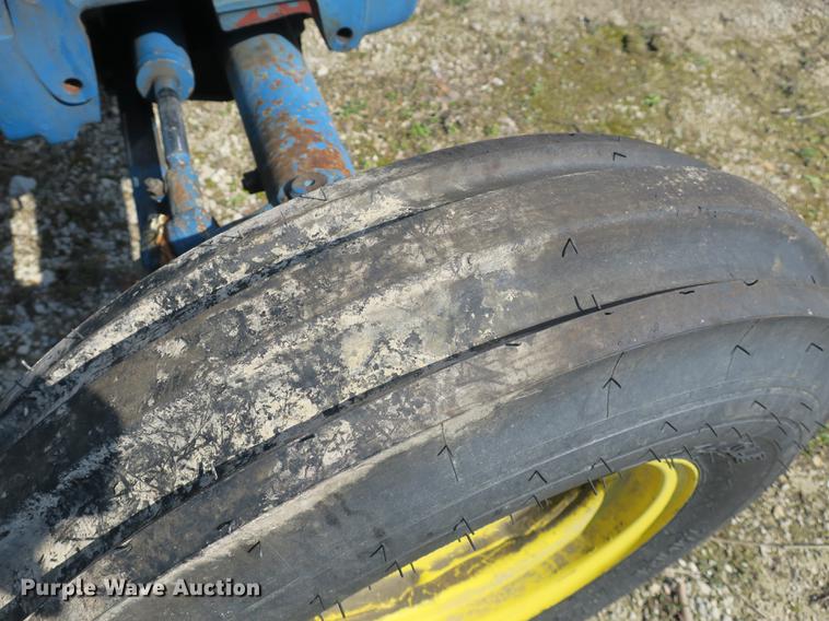 image for item DB8860 Ford 3930 tractor