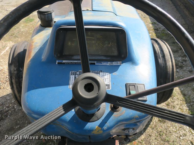 image for item DB8860 Ford 3930 tractor