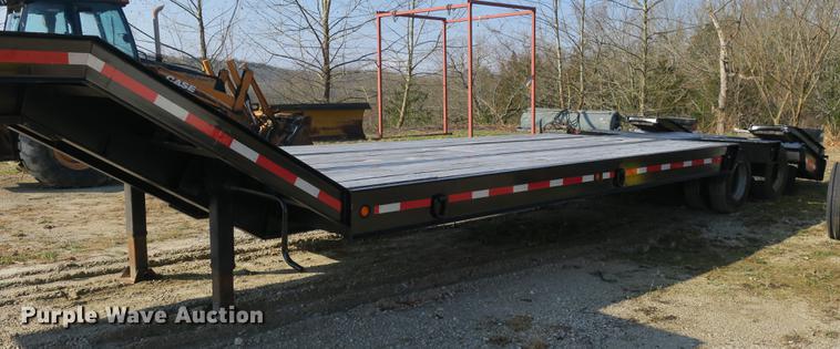 image for item DB8861 1990 Eager Beaver drop deck equipment trailer