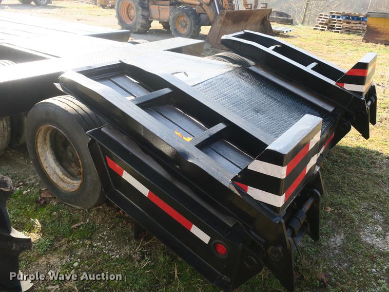 image for item DB8861 1990 Eager Beaver drop deck equipment trailer