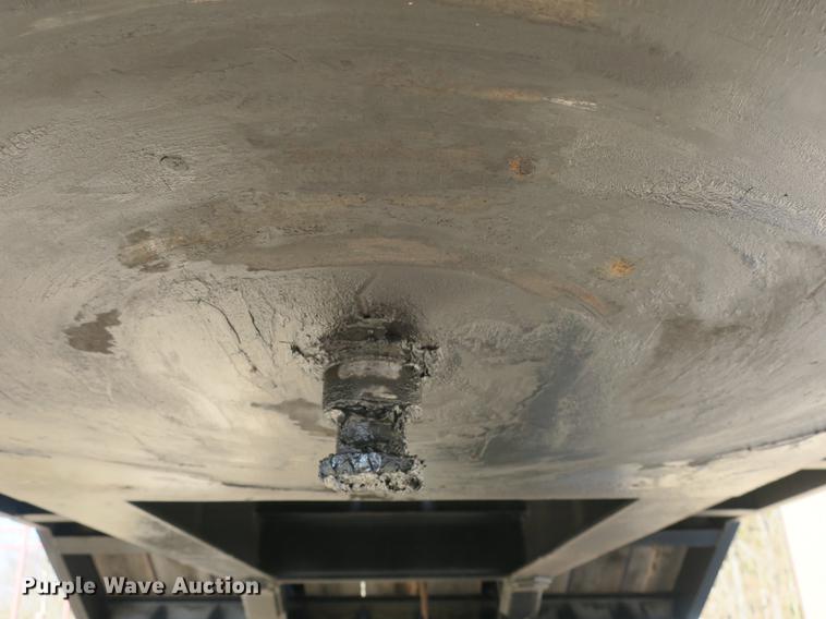 image for item DB8861 1990 Eager Beaver drop deck equipment trailer