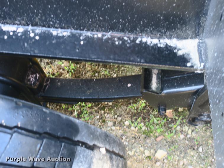 image for item DB8861 1990 Eager Beaver drop deck equipment trailer