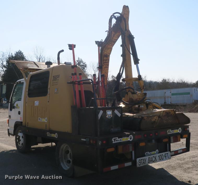 image for item DB8868 2003 GMC W5500 TrucKat flatbed truck