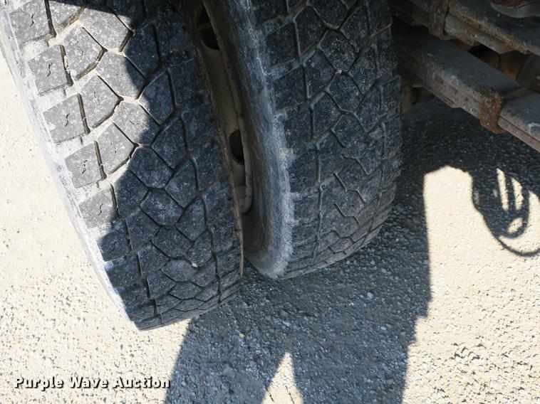 image for item DB8868 2003 GMC W5500 TrucKat flatbed truck