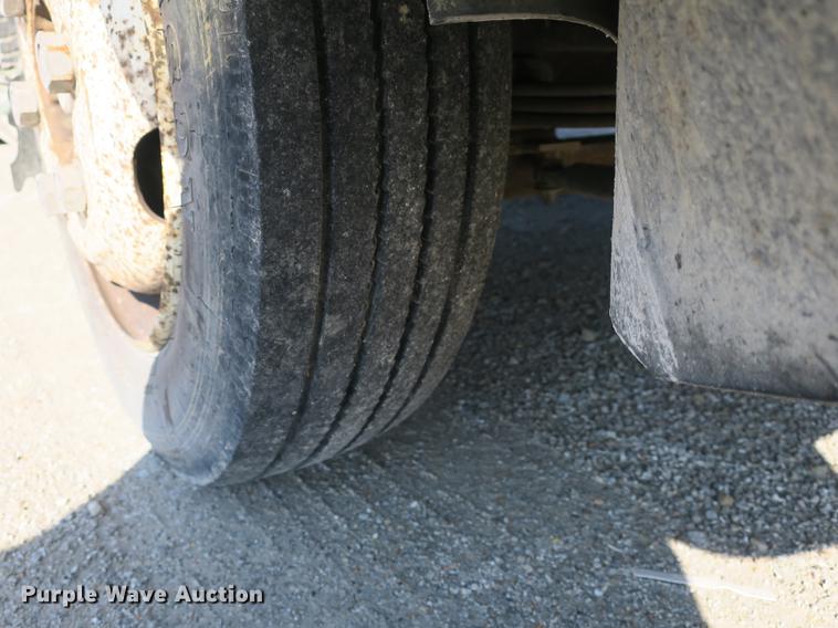 image for item DB8868 2003 GMC W5500 TrucKat flatbed truck