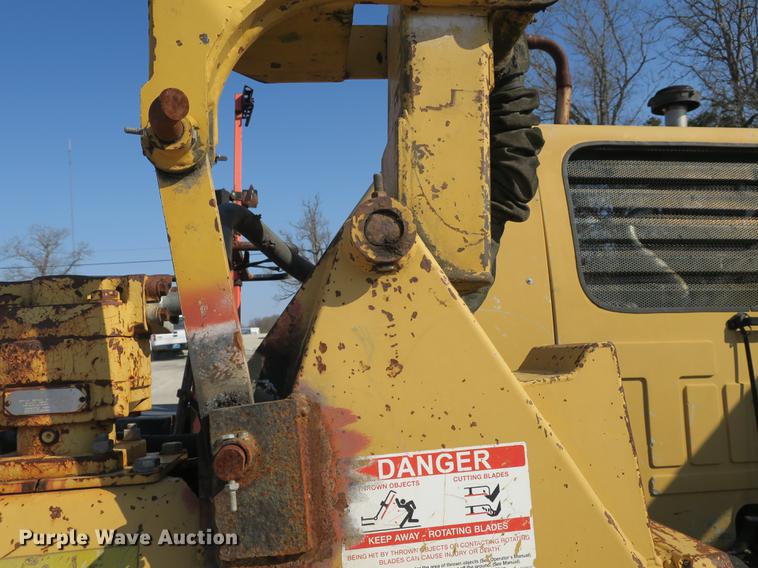 image for item DB8868 2003 GMC W5500 TrucKat flatbed truck