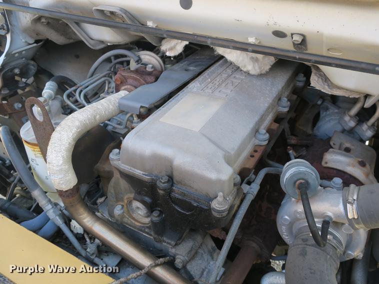 image for item DB8868 2003 GMC W5500 TrucKat flatbed truck