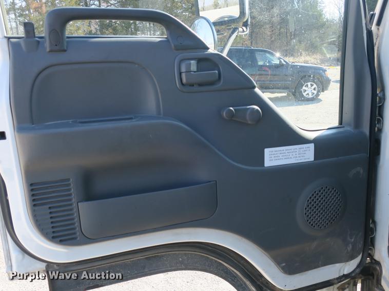 image for item DB8868 2003 GMC W5500 TrucKat flatbed truck