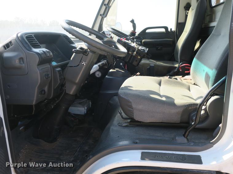 image for item DB8868 2003 GMC W5500 TrucKat flatbed truck