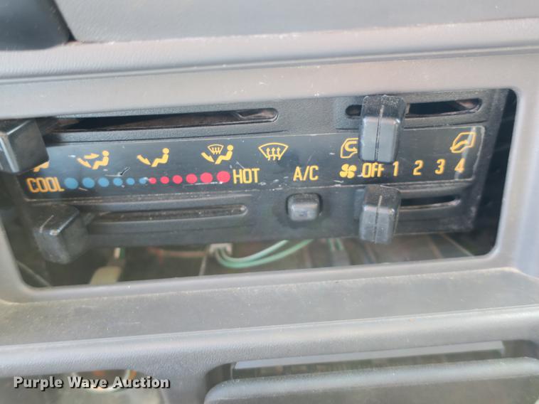 image for item DB8868 2003 GMC W5500 TrucKat flatbed truck