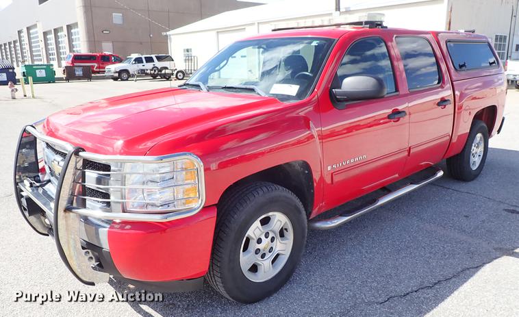 image for item DC1345 2009 Chevrolet Silverado 1500 Crew Cab pickup truck