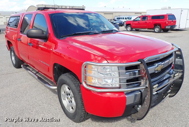 image for item DC1345 2009 Chevrolet Silverado 1500 Crew Cab pickup truck