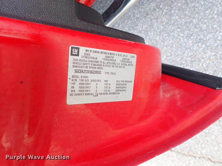 image for item DC1345 2009 Chevrolet Silverado 1500 Crew Cab pickup truck