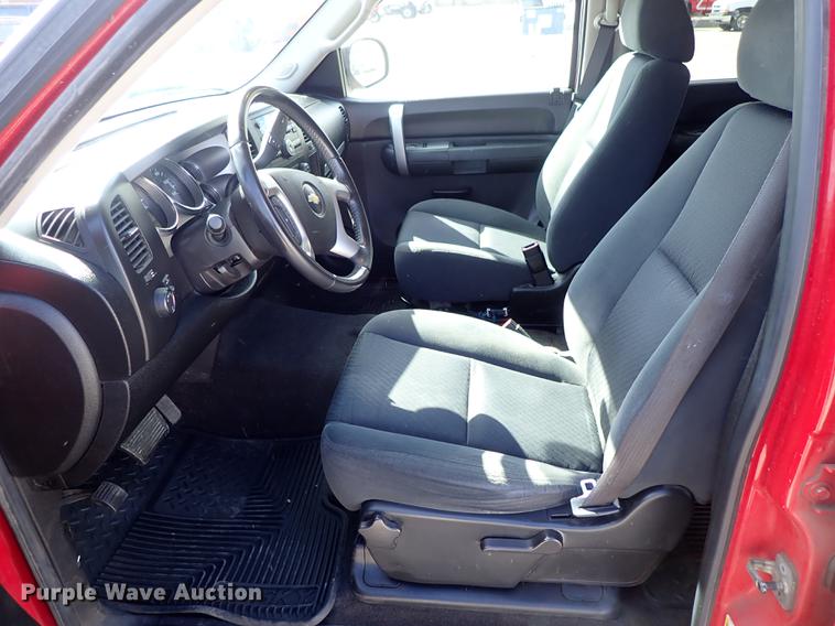 image for item DC1345 2009 Chevrolet Silverado 1500 Crew Cab pickup truck