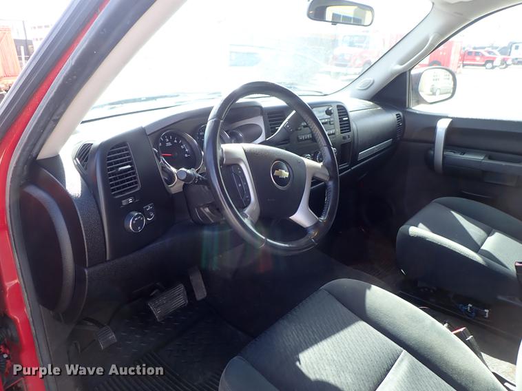 image for item DC1345 2009 Chevrolet Silverado 1500 Crew Cab pickup truck