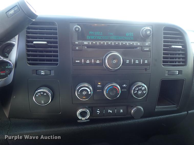 image for item DC1345 2009 Chevrolet Silverado 1500 Crew Cab pickup truck