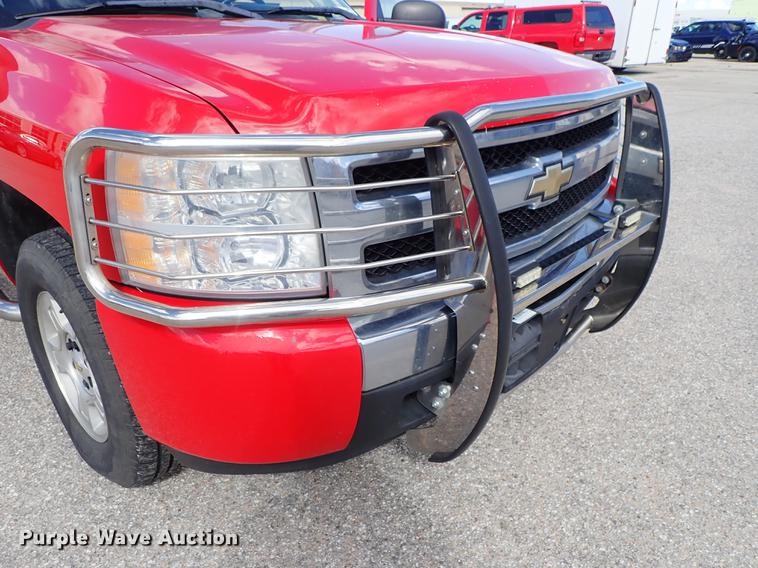 image for item DC1345 2009 Chevrolet Silverado 1500 Crew Cab pickup truck