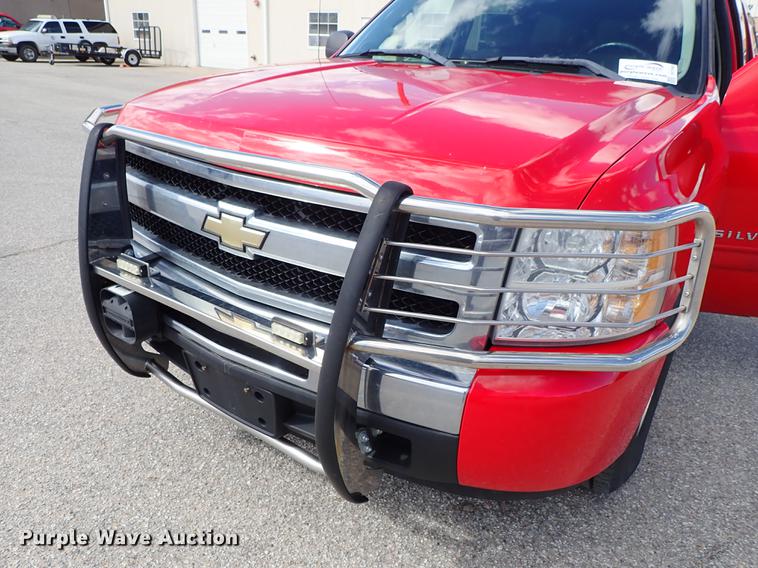 image for item DC1345 2009 Chevrolet Silverado 1500 Crew Cab pickup truck