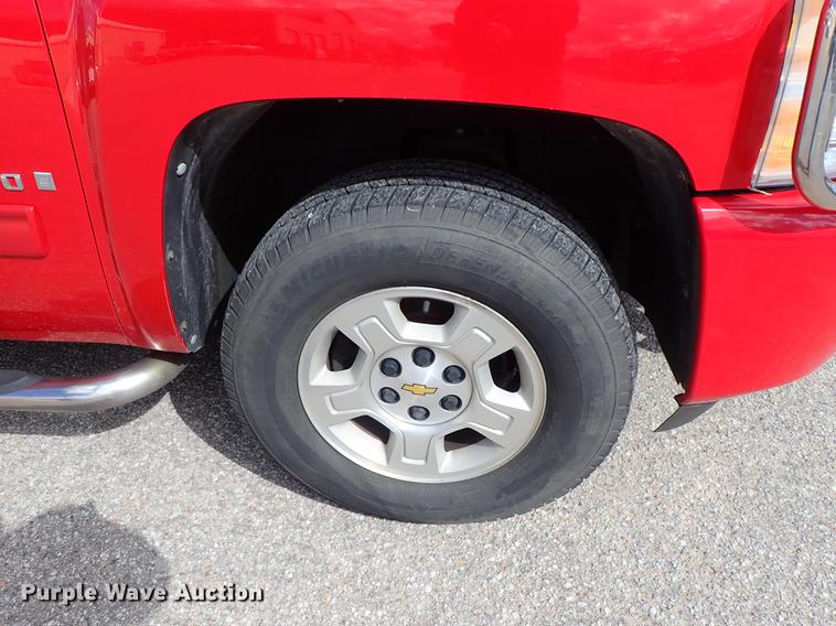 image for item DC1345 2009 Chevrolet Silverado 1500 Crew Cab pickup truck