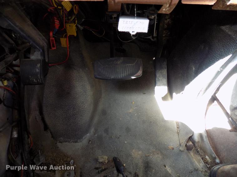 image for item DD3686 2002 Ford Econoline E450 shuttle bus