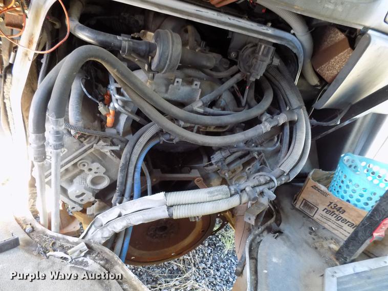 image for item DD3686 2002 Ford Econoline E450 shuttle bus