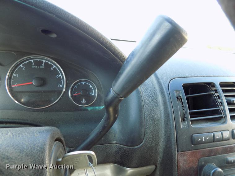 image for item DD3687 2007 Chevrolet Uplander handicap accessible van