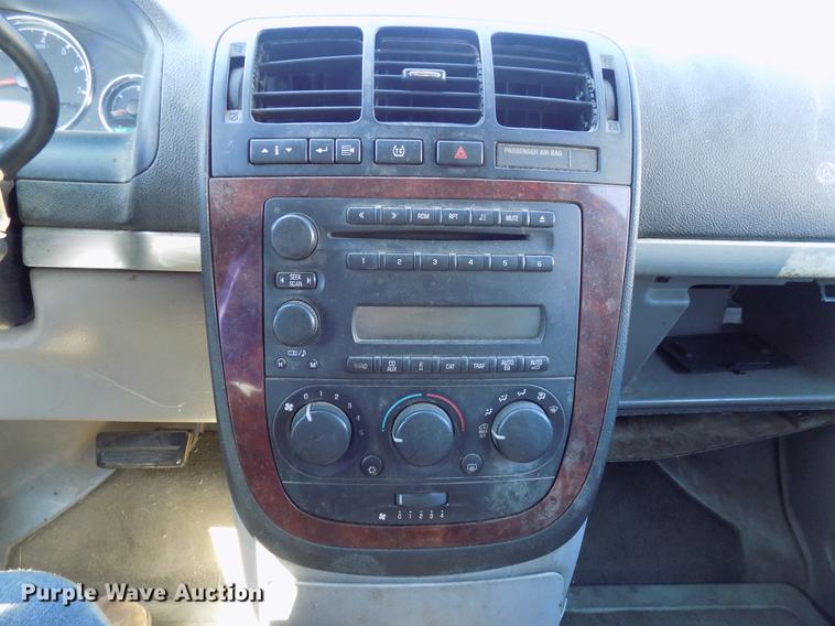 image for item DD3687 2007 Chevrolet Uplander handicap accessible van