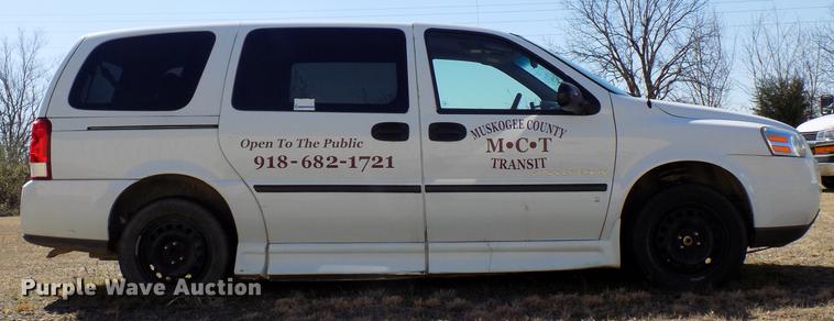 image for item DD3688 2007 Chevrolet Uplander handicap accessible van