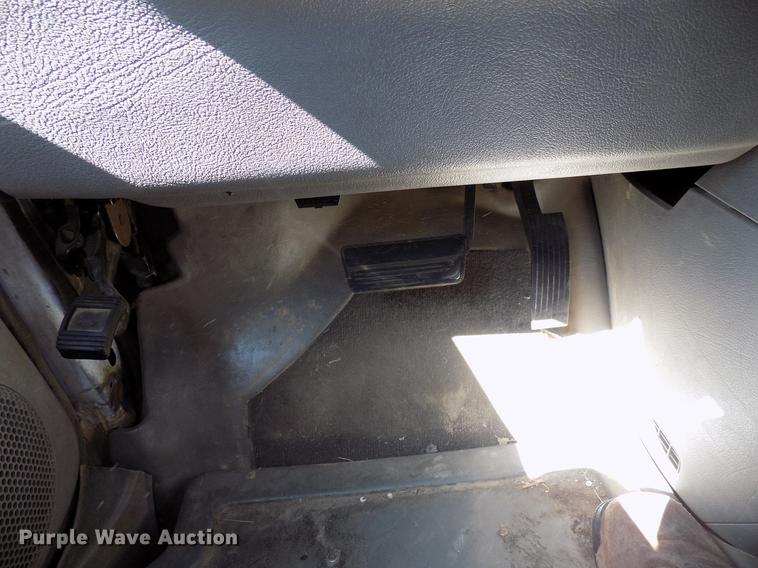 image for item DD3688 2007 Chevrolet Uplander handicap accessible van