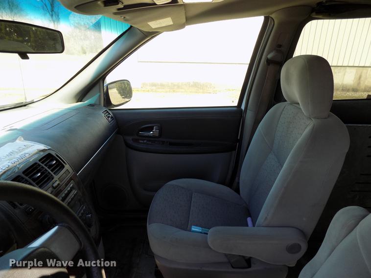 image for item DD3688 2007 Chevrolet Uplander handicap accessible van