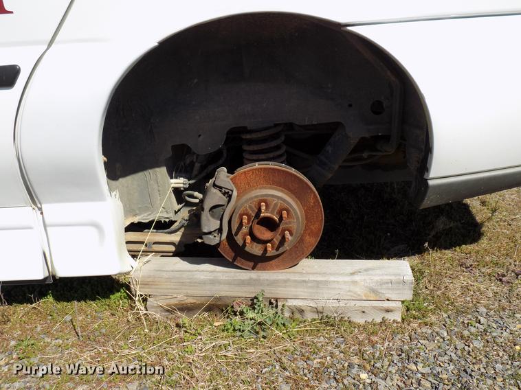 image for item DD3688 2007 Chevrolet Uplander handicap accessible van