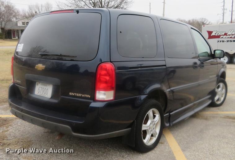 image for item DD6926 2007 Chevrolet Uplander van