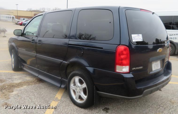 image for item DD6926 2007 Chevrolet Uplander van