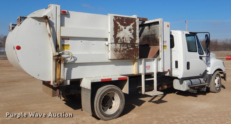image for item DE0026 2015 International TerraStar SFA refuse truck