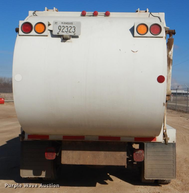 image for item DE0026 2015 International TerraStar SFA refuse truck