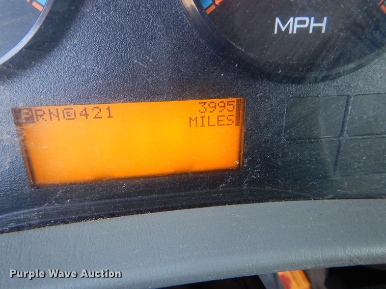 image for item DE0026 2015 International TerraStar SFA refuse truck