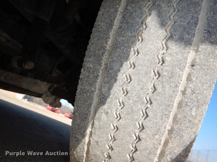 image for item DE0026 2015 International TerraStar SFA refuse truck