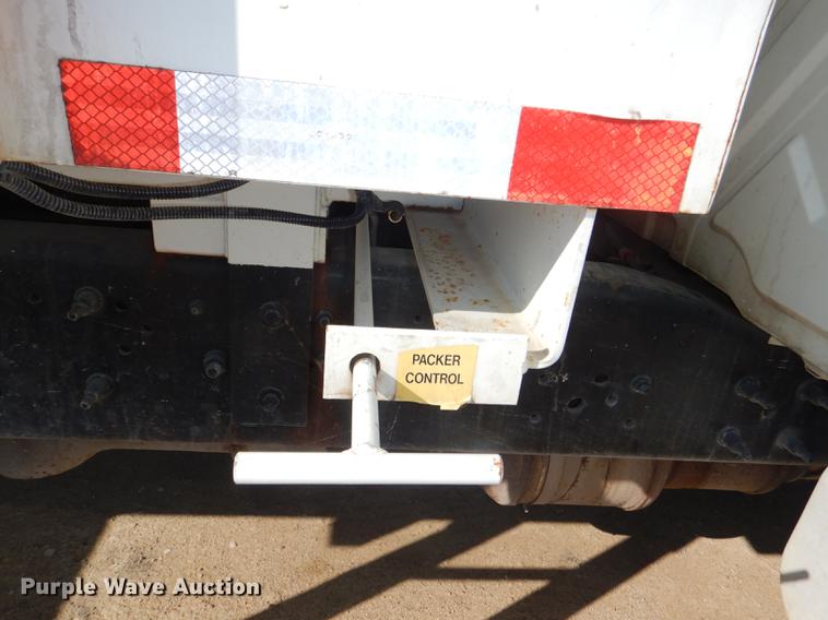 image for item DE0026 2015 International TerraStar SFA refuse truck