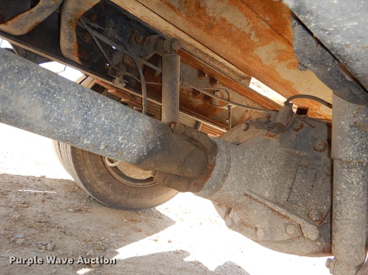 image for item DE0026 2015 International TerraStar SFA refuse truck