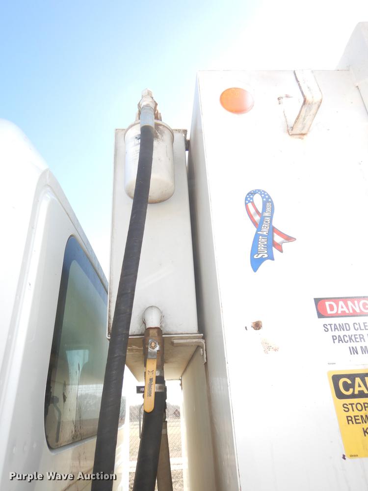 image for item DE0026 2015 International TerraStar SFA refuse truck